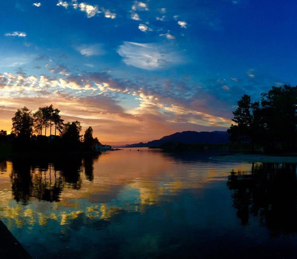 Skanevik Fjordhotel Екстериор снимка
